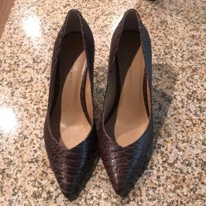 Banana Republic Madison 12 Hour Heel